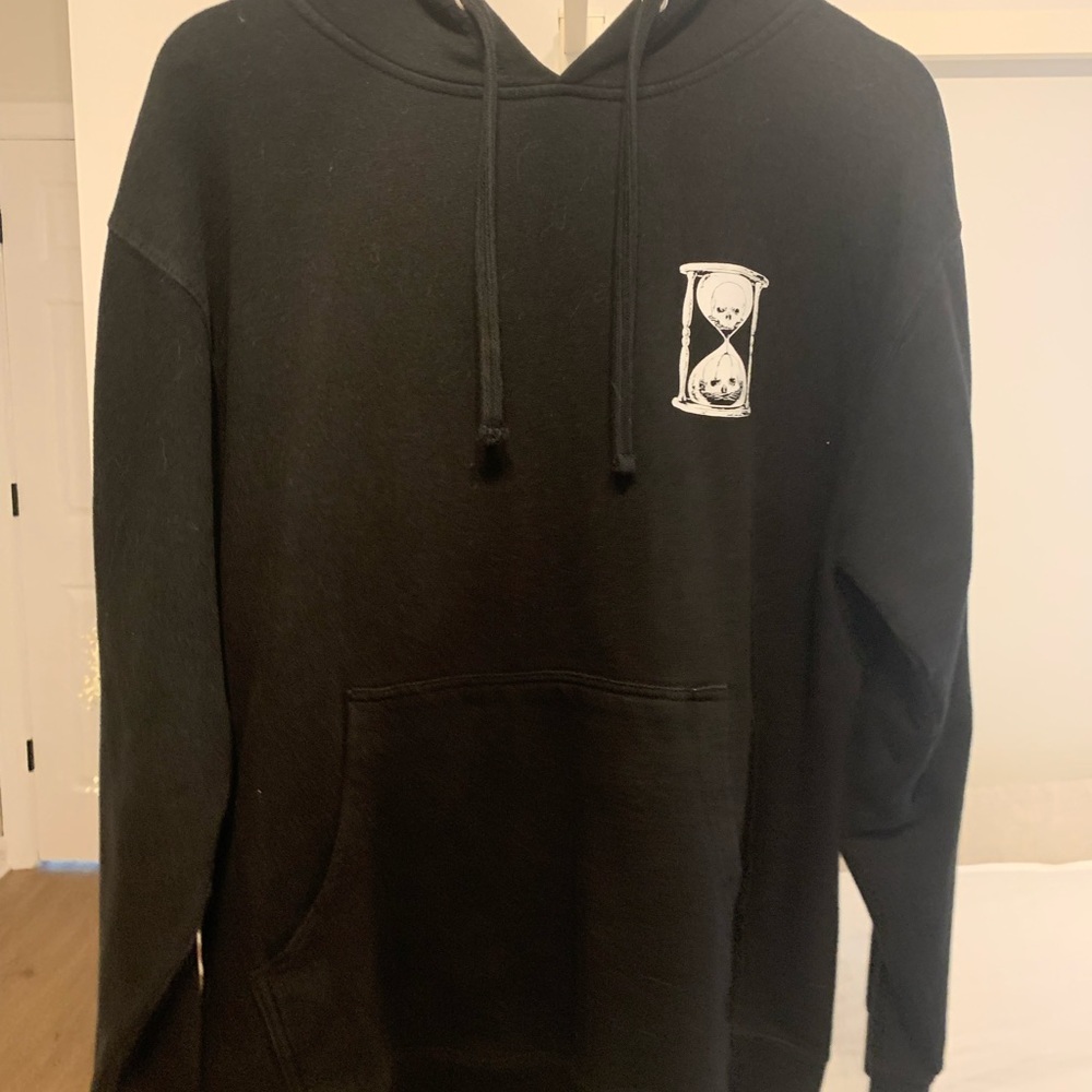 Official unnus annus merch